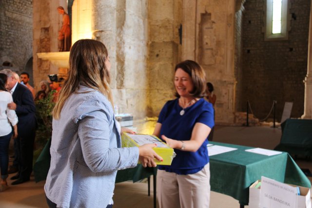 projeto escola com livros 107